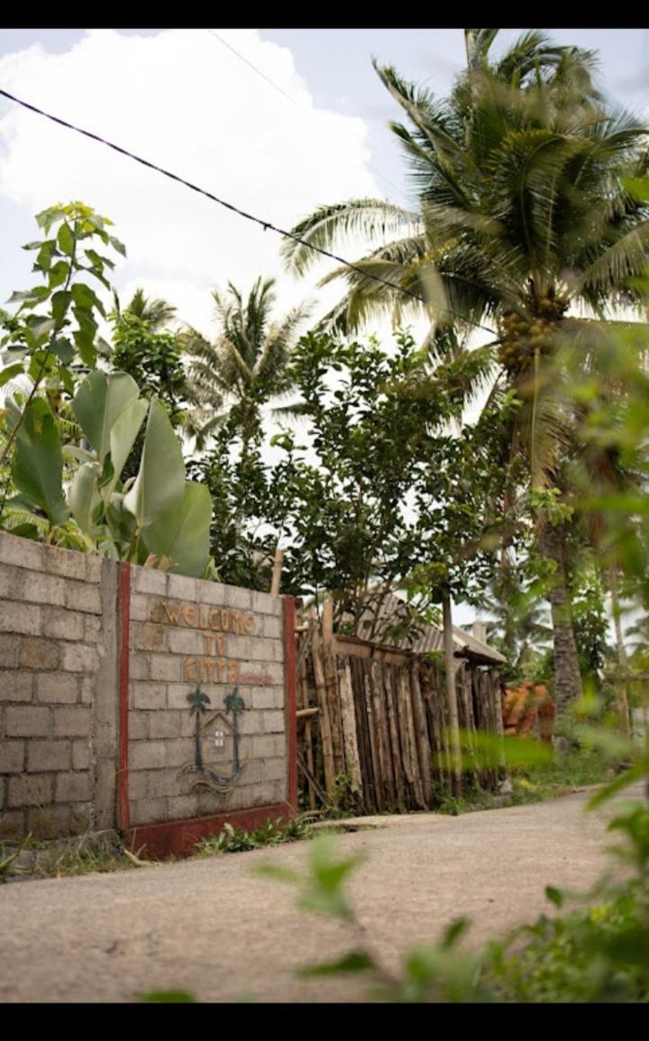 Citra Homestay Tetebatu Exterior photo