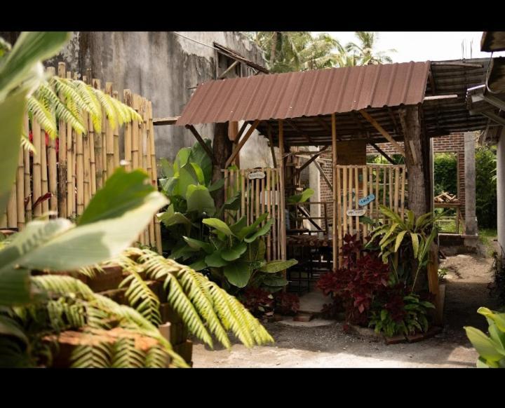 Citra Homestay Tetebatu Exterior photo
